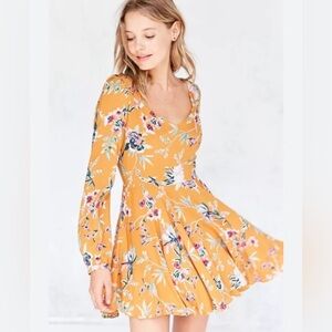 Urban Outfitters Ecote Rosalinda Floral Long Sleeve Mini Dress with Pockets